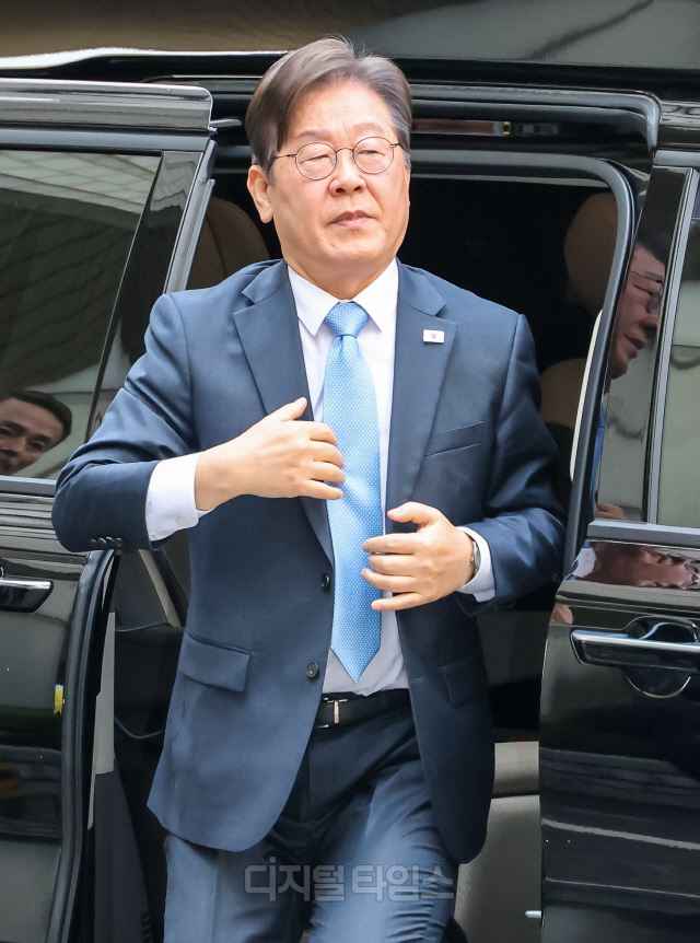 [] 뼱 ⸶ ,  ⼮